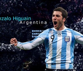 曼城领衔豪门争夺战，瓜迪奥拉钦点科隆超新星马拉引德甲三强关注